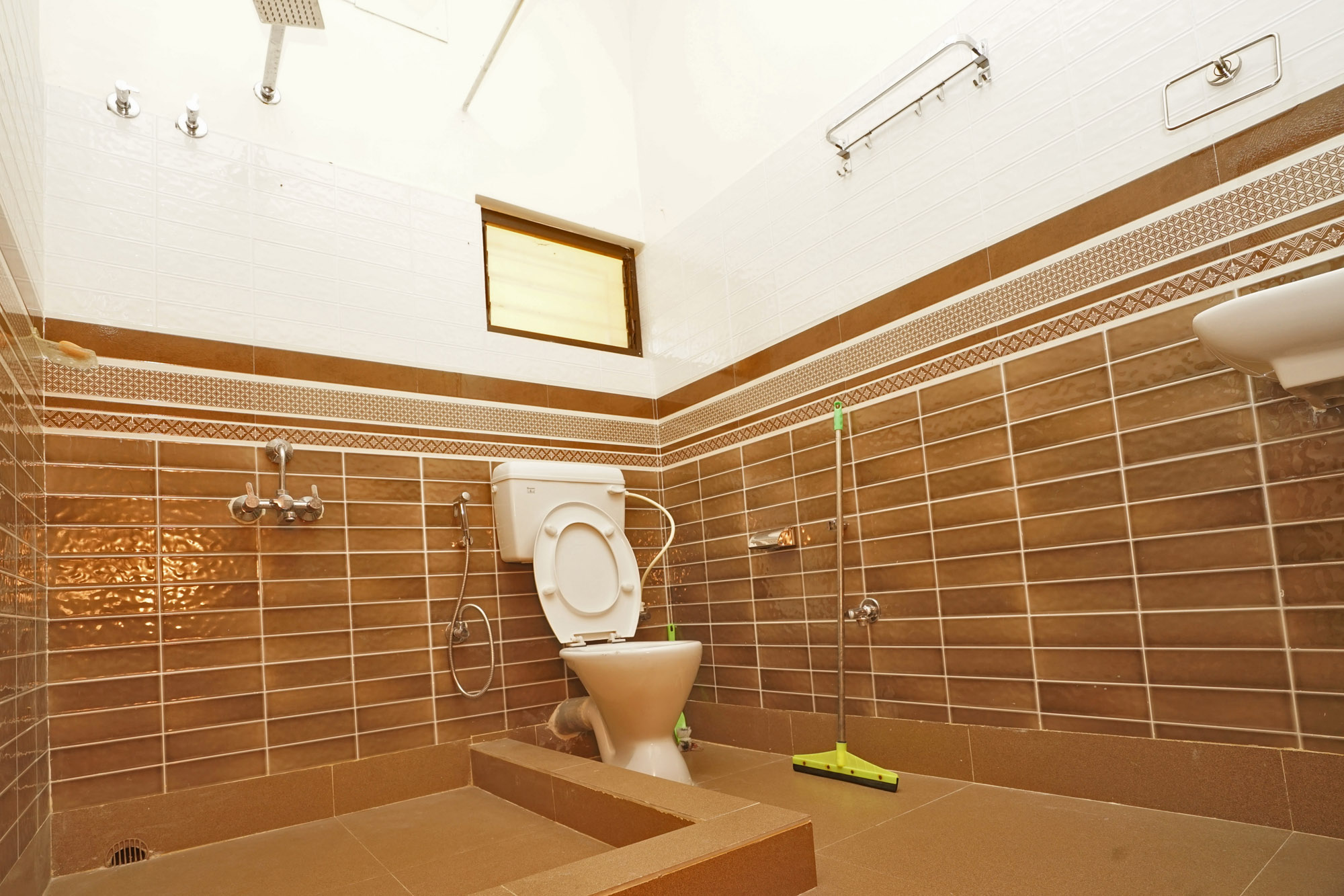 Bathroom at Shanti Niwas.